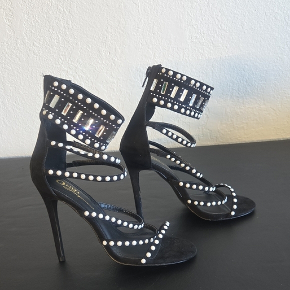 Chic Black Strappy Heels with Studded Details - Picture 6 of 10